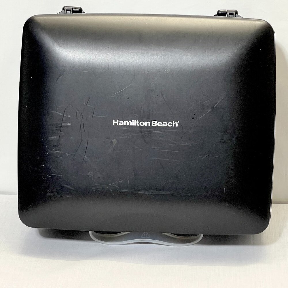 Hamilton Beach Stainless Steel Style M40 Hand Mixer Model 62648 And Storage Case